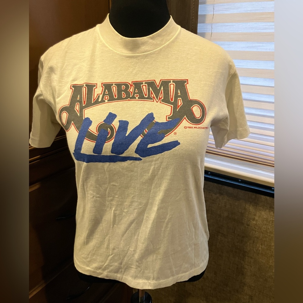 Vintage Alabama 1988 Tour T-shirt Country Music Size M See Measurements Used